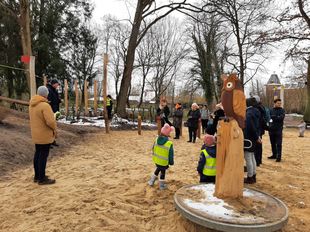 Spielplatz Schlosspark in Horneburg