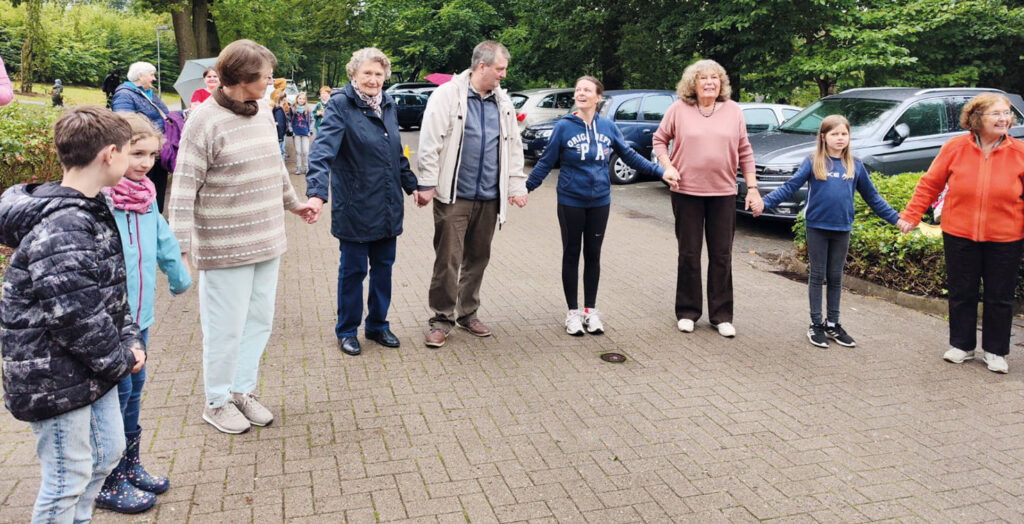 FSV-Tanzgruppen genießen ersten Auftritt beim Erntefest in Nottensdorf